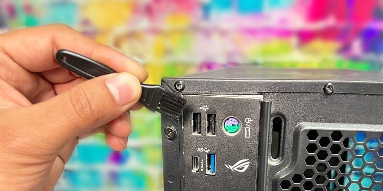 laurel, ms repair nearby How To Clean the Ports on Your Device Brand Device Manufacturer