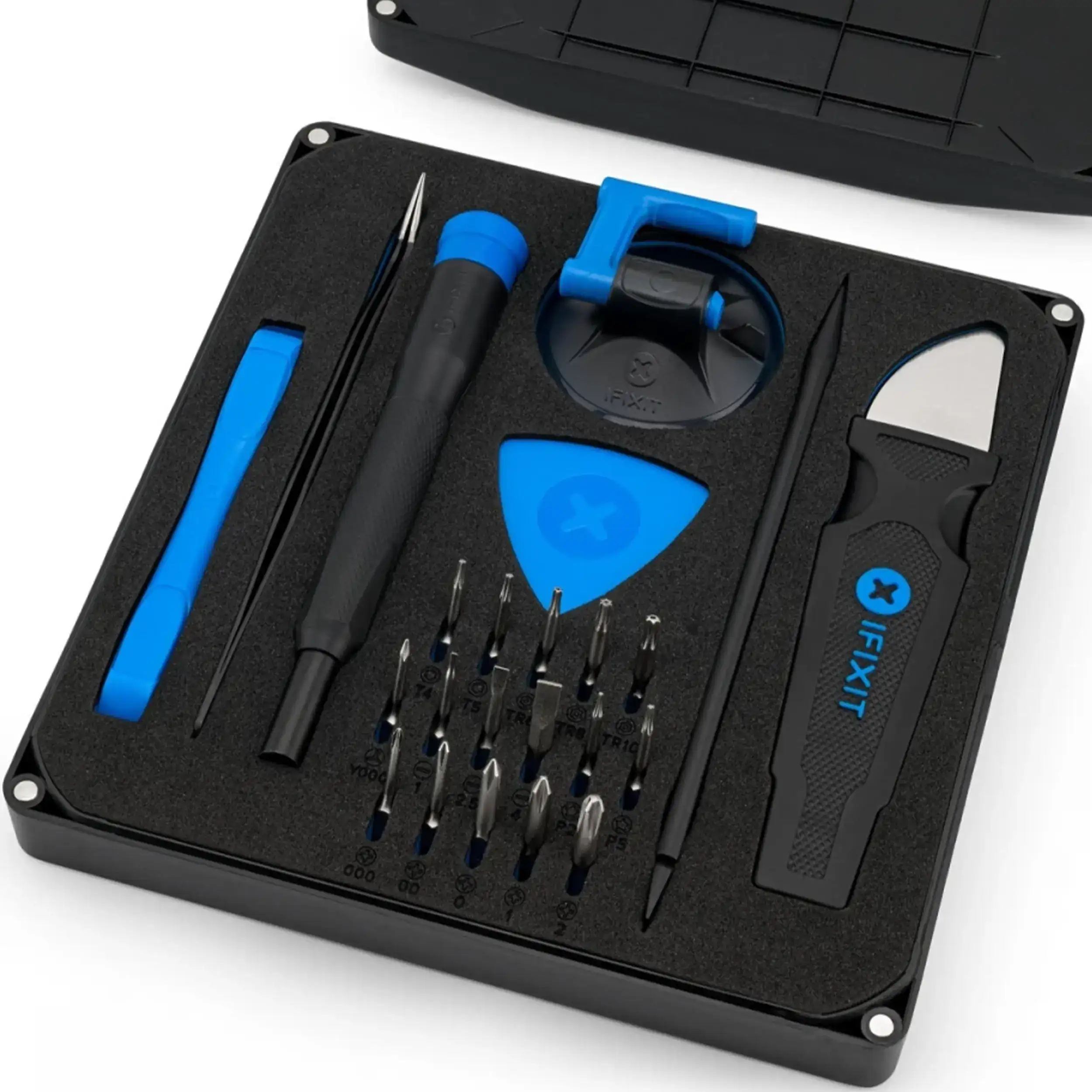 Essential Electronics Toolkit V2.2 (Ifixit)