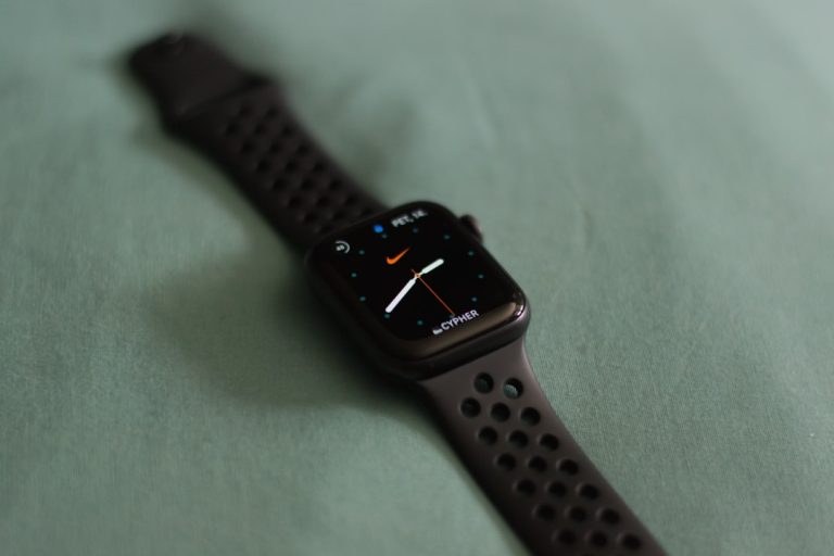 Time for a Change with the Apple Watch Battery Replacement Guide