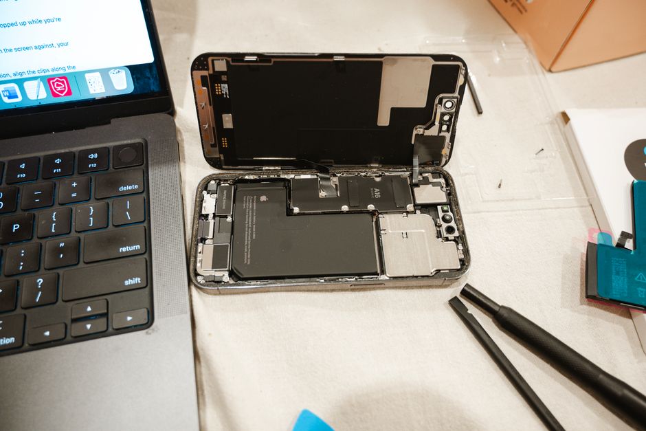 How to Get Apple Battery Replacement in 3 Simple Steps